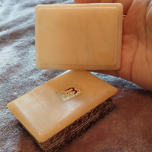 Genuine Italian Alabaster Jewelry Box - Picture 7 of 8